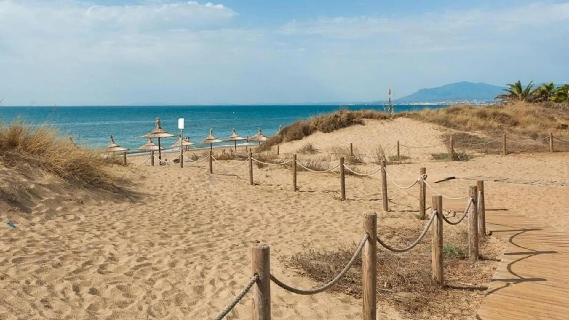 Holiday Home In Torremolinos Near Seabeach マラガ